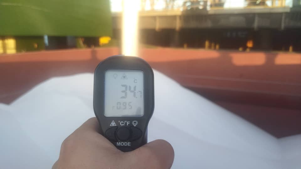Infrared temperature reading of bulk cargo in ship hold